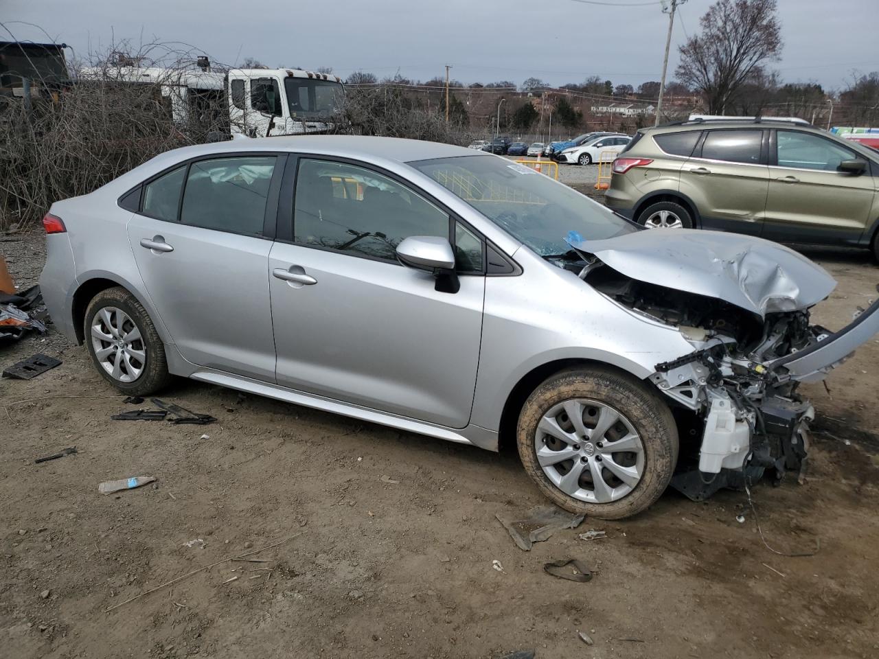 2020 Toyota Corolla VIN JTDEPRAE4LJ031508 Copart auction photo, front end / side damage thumbnail 4
