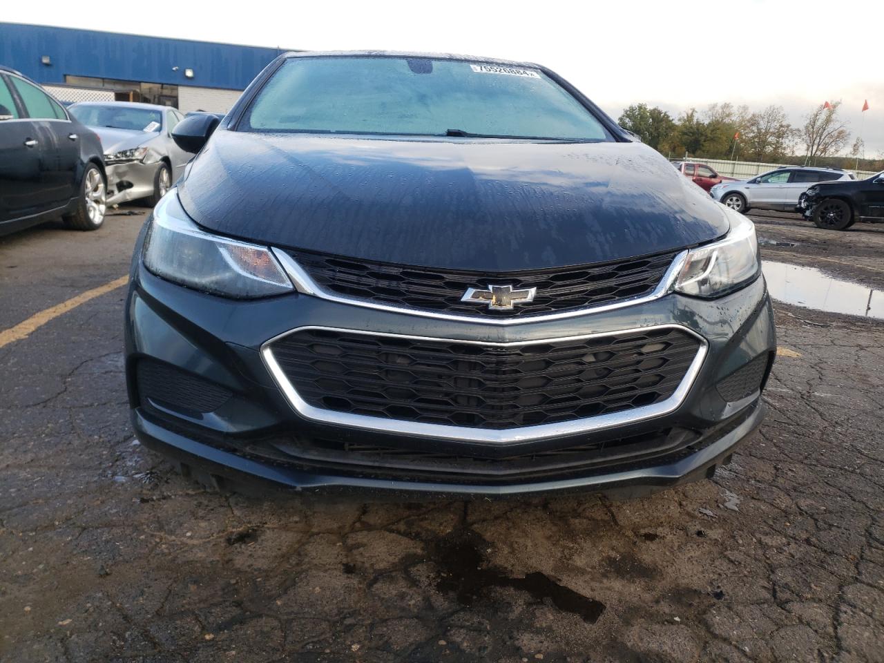 2018 Chevrolet Cruze VIN 3G1BE6SM1JS649662 Copart auction photo, side / front end damage thumbnail 5