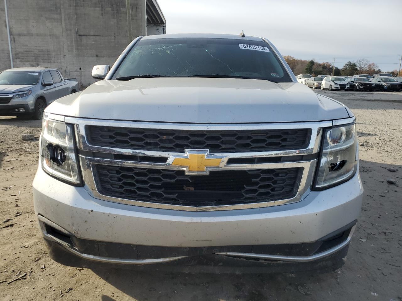 2015 Chevrolet Tahoe VIN 1GNSKBKCXFR294461 Copart auction photo, front end / side damage thumbnail 5