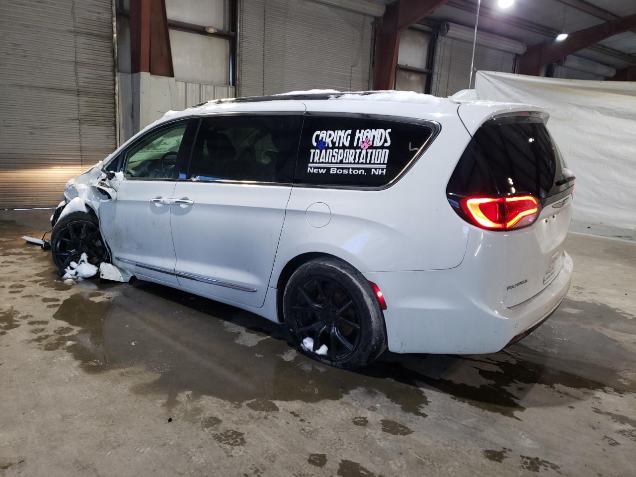 2018 Chrysler Pacifica VIN 2C4RC1BG0JR269749 Copart auction photo, front end damage thumbnail 2