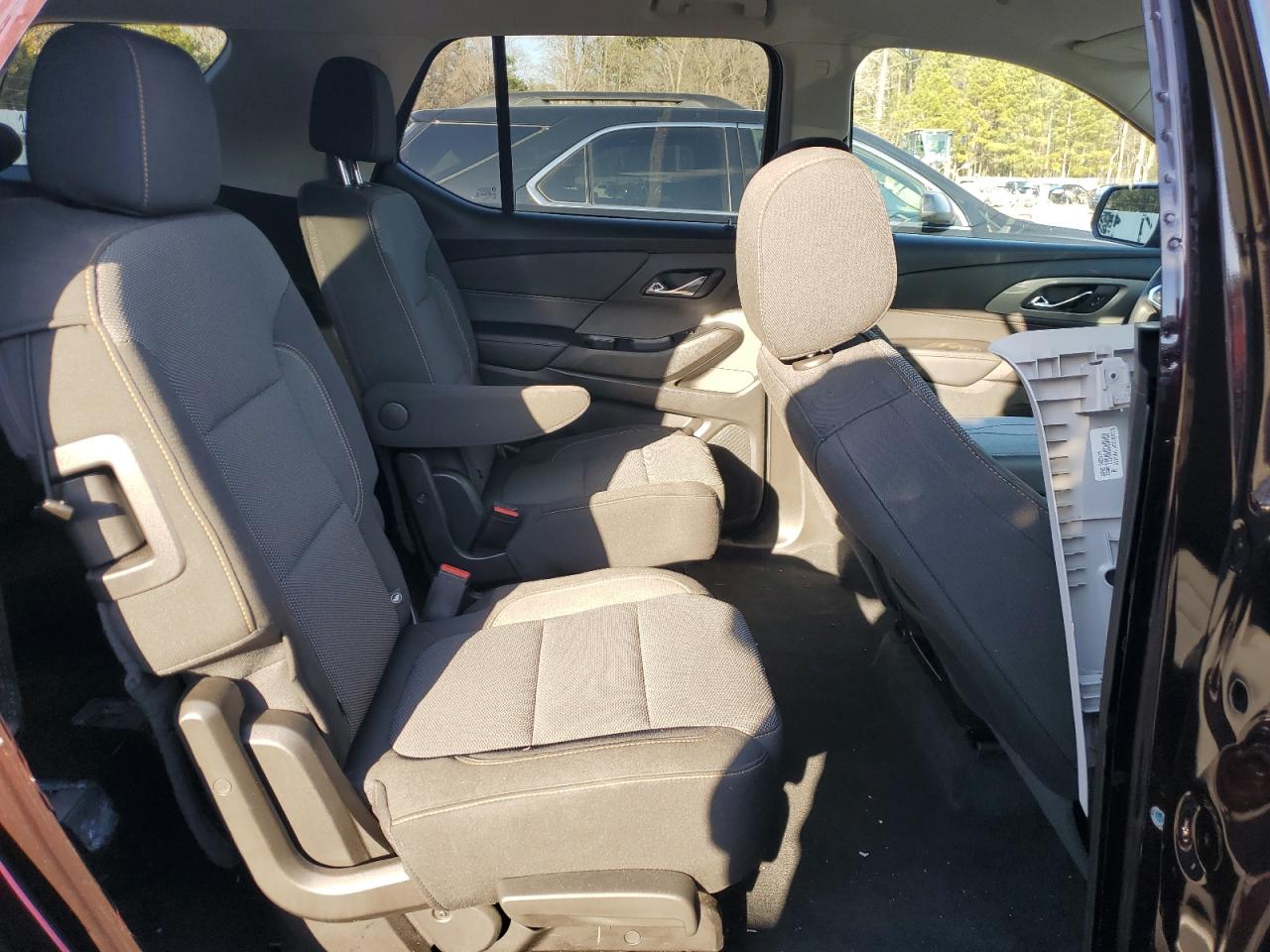 2021 Chevrolet Traverse VIN 1GNERGKW1MJ270626 Copart auction photo, rear end / side damage thumbnail 11