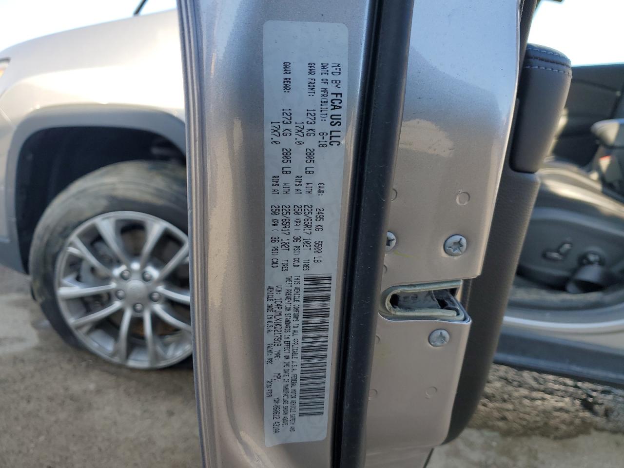 2019 Jeep Grand Cherokee VIN 1C4PJMLX1KD217919 Copart auction photo, all over damage thumbnail 13
