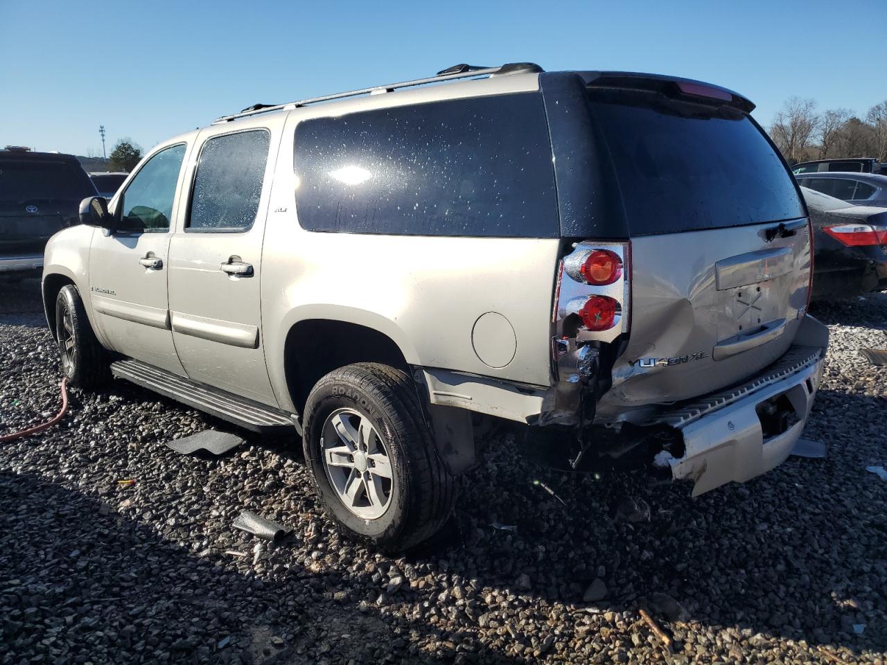 2007 GMC Yukon VIN 1GKFC16J77J256006 Copart auction photo, rear end damage thumbnail 2