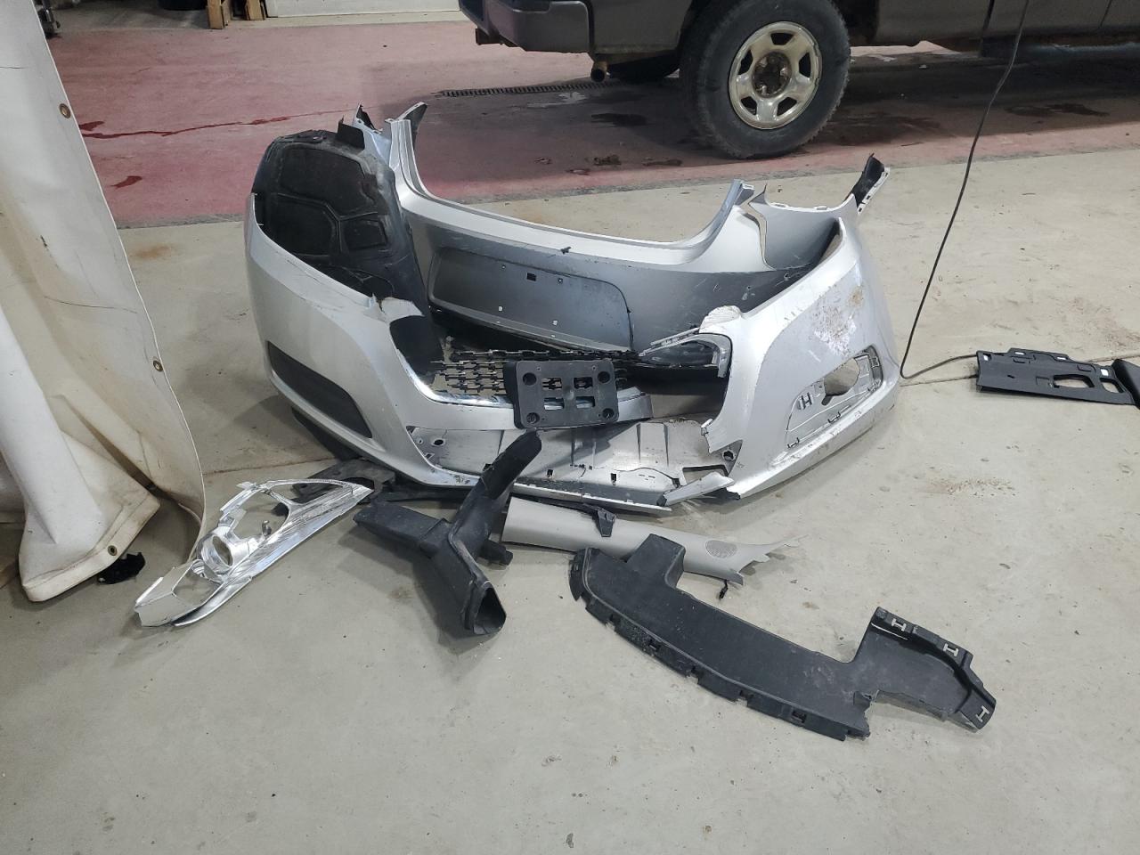 2015 Chevrolet Malibu VIN 1G11C5SL5FF184723 Copart auction photo, front end / rear end damage thumbnail 14