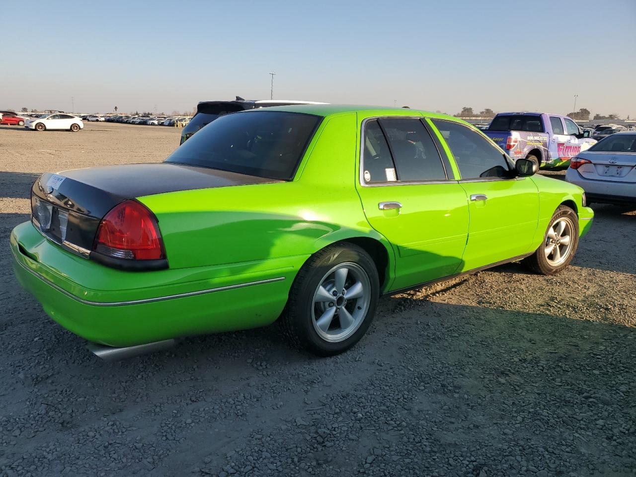 2004 Ford Crown Victoria VIN 2FAFP74W54X112206 Copart auction photo, front end / rear end damage thumbnail 3