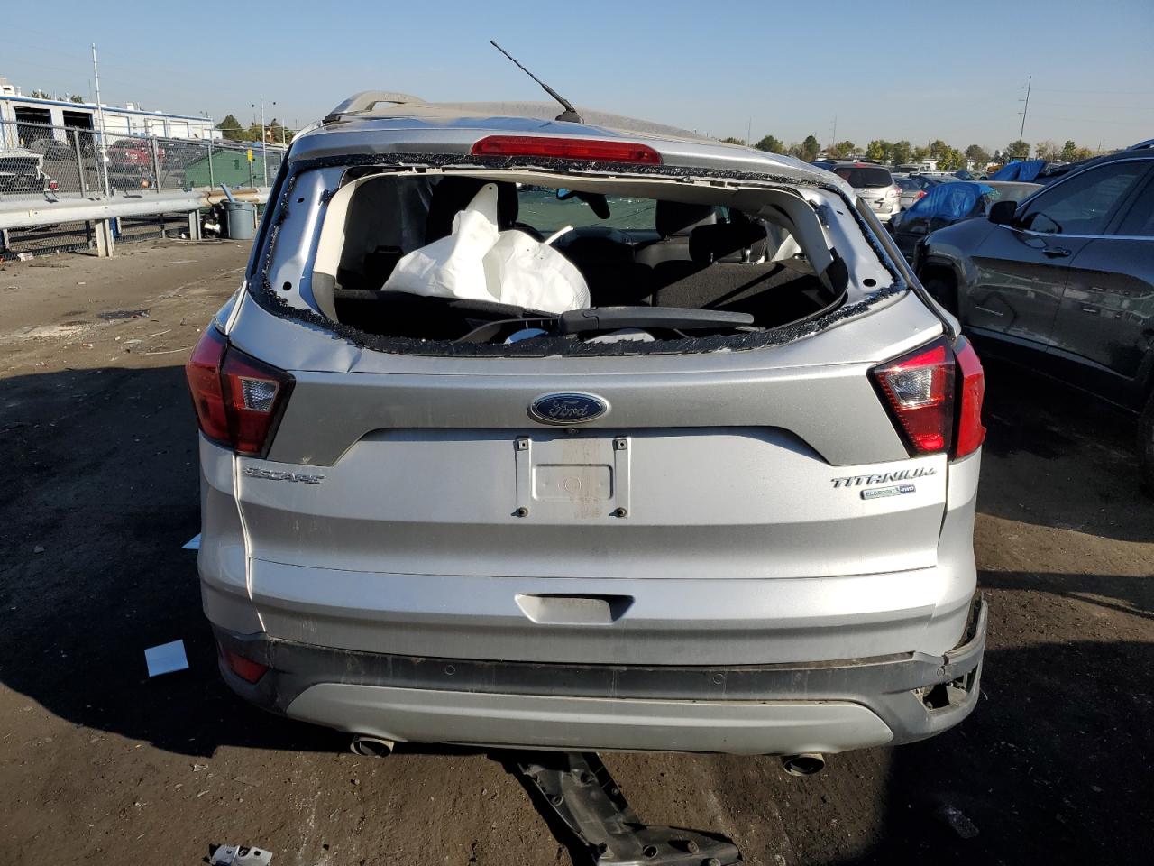 2019 Ford Escape VIN 1FMCU9J96KUA04791 Copart auction photo, all over damage thumbnail 6