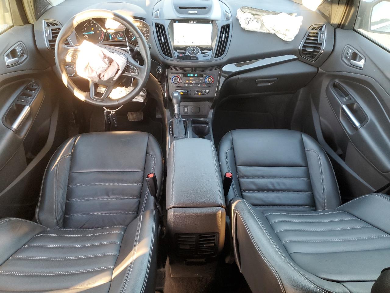 2017 Ford Escape VIN 1FMCU9J99HUC95411 Copart auction photo, front end damage thumbnail 8