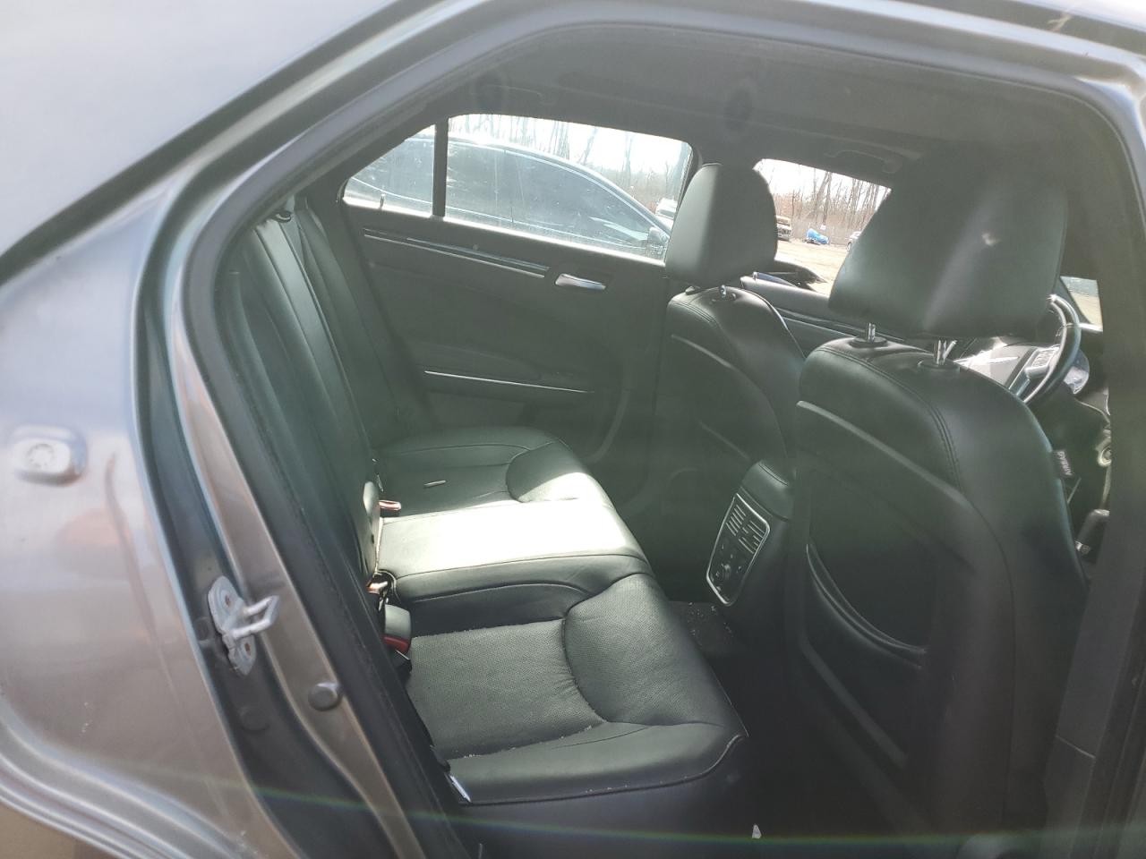 2011 Chrysler 300 VIN 2C3CK6CT9BH611857 Copart auction photo, front end damage thumbnail 10