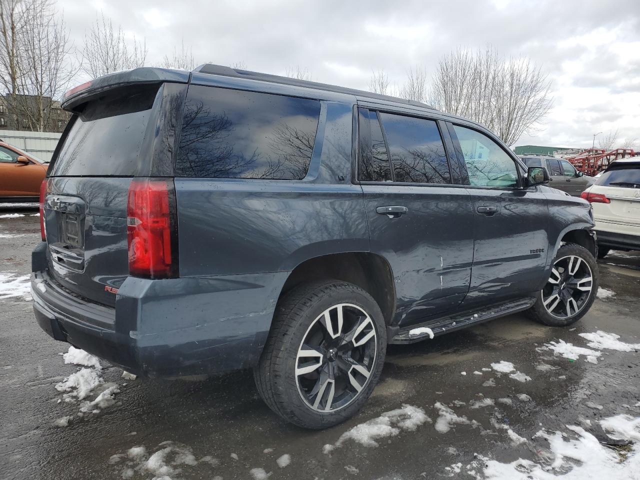 2020 Chevrolet Tahoe VIN 1GNSKBKC9LR188823 Copart auction photo, side / front end damage thumbnail 3