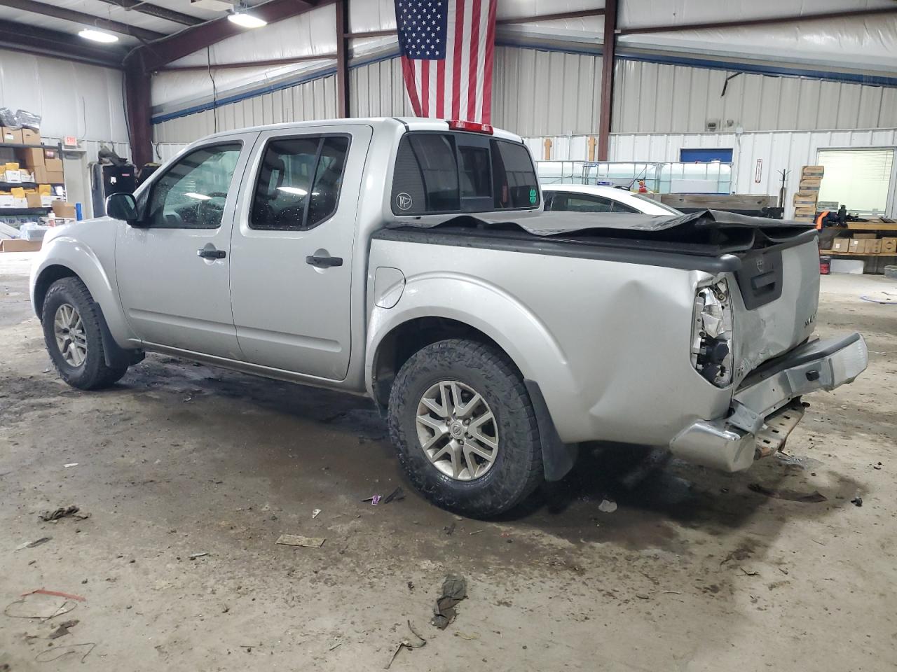 2018 Nissan Navara (Frontier) VIN 1N6AD0EV2JN758503 Copart auction photo, rear end / side damage thumbnail 2