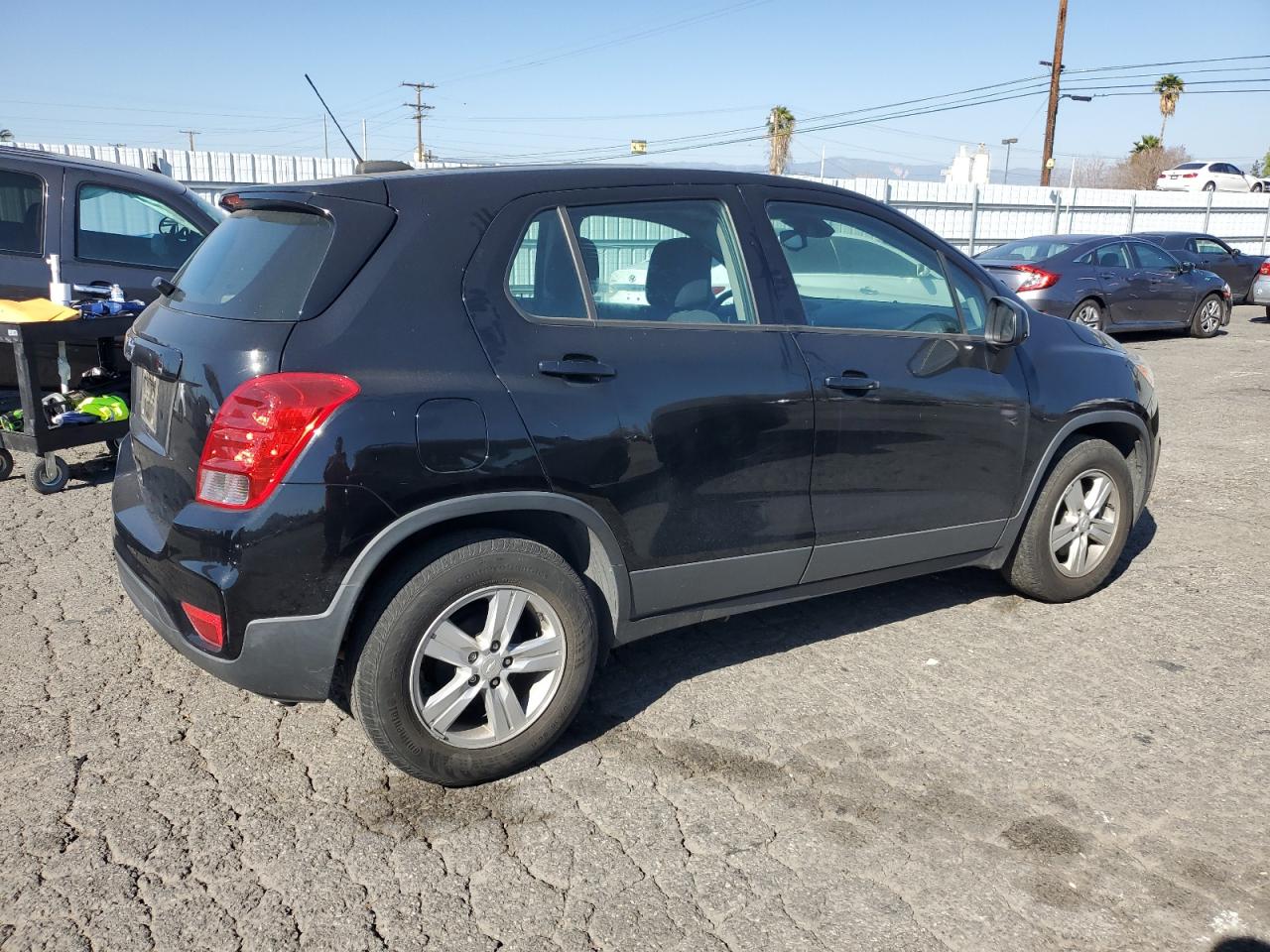 2020 Chevrolet Trax VIN 3GNCJKSB8LL332674 Copart auction photo, vandalism damage thumbnail 3