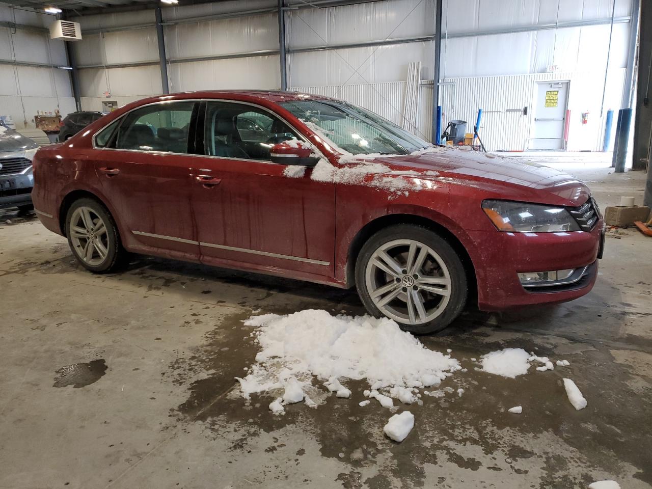 2015 Volkswagen Passat VIN 1VWCV7A37FC011212 Copart auction photo, side / hail damage thumbnail 4