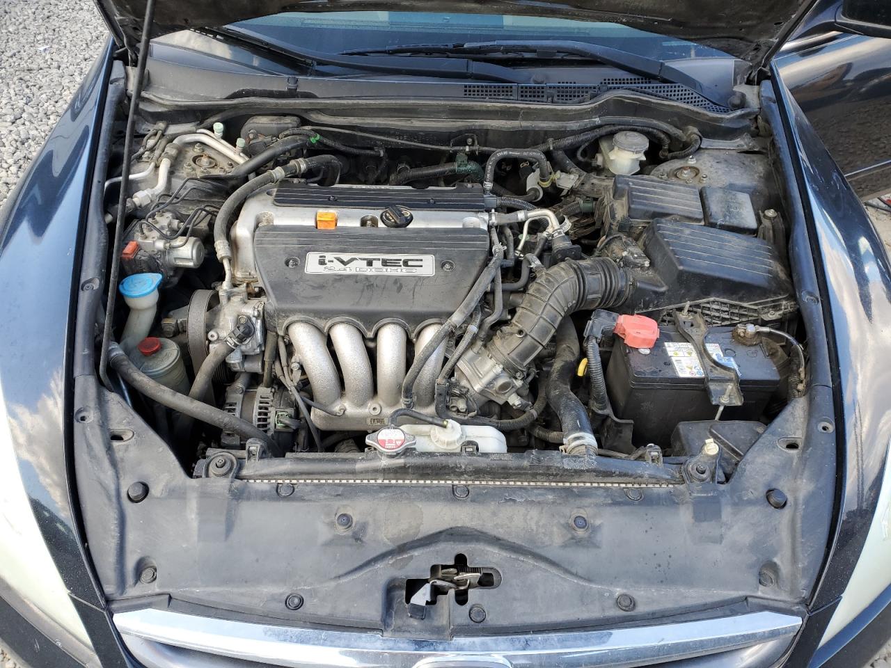 2007 Honda Accord VIN 1HGCM56857A104002 Copart auction photo, rear end / minor dent/scratches damage thumbnail 11