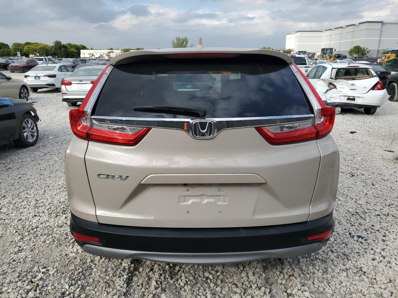 2019 Honda CR-V VIN 2HKRW1H53KH502860 Copart auction photo, water/flood / minor dent/scratches damage thumbnail 6