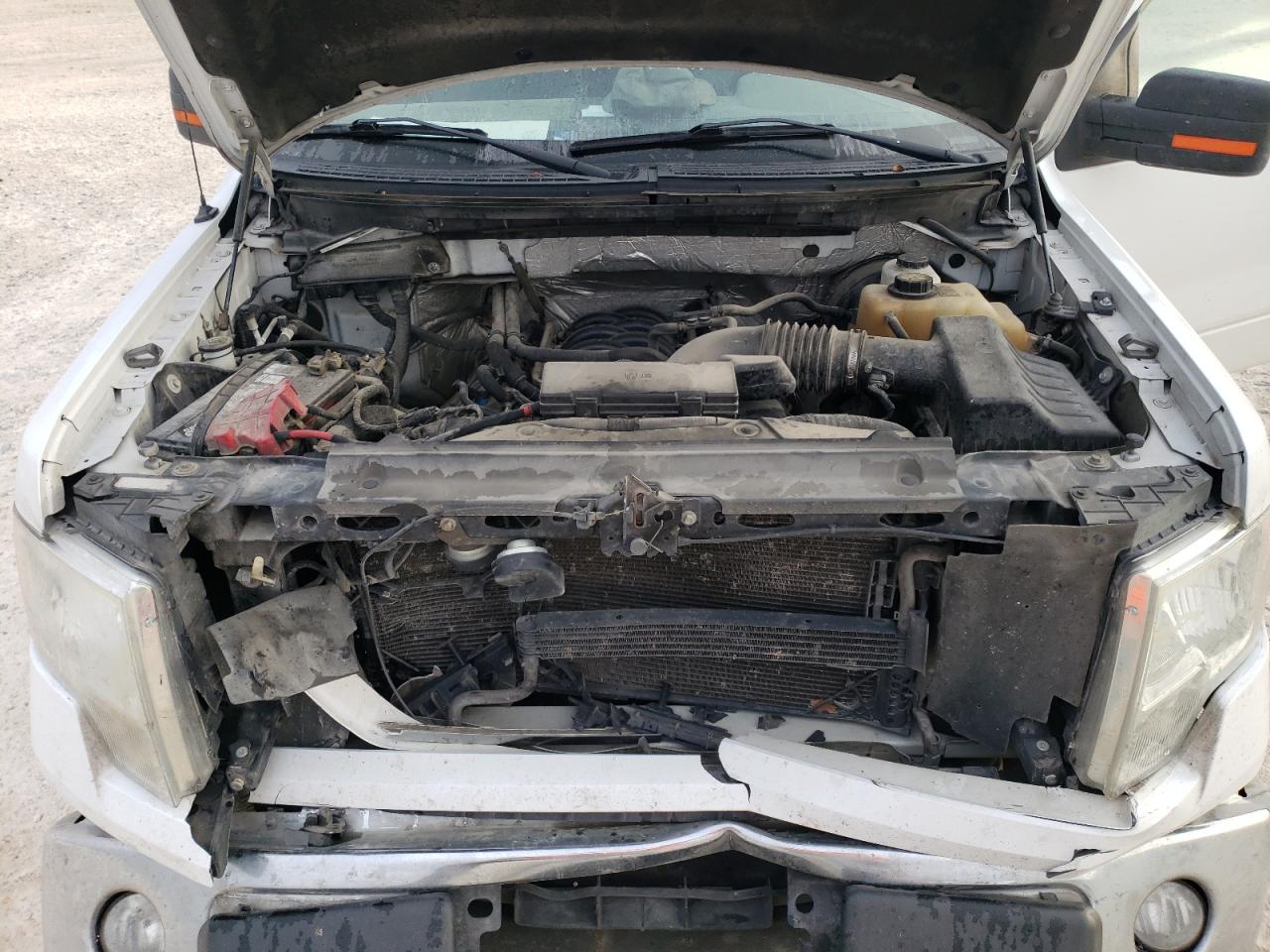2011 Ford F-150 VIN 1FTFW1CF3BFC27052 Copart auction photo, front end damage thumbnail 13