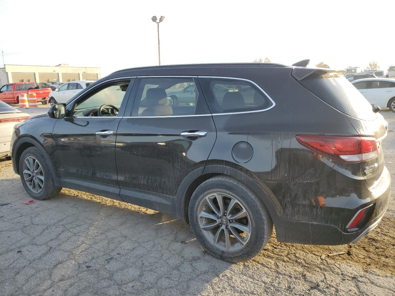 2017 Hyundai Santa Fe VIN KM8SM4HF5HU201860 Copart auction photo, minor dent/scratches damage thumbnail 2