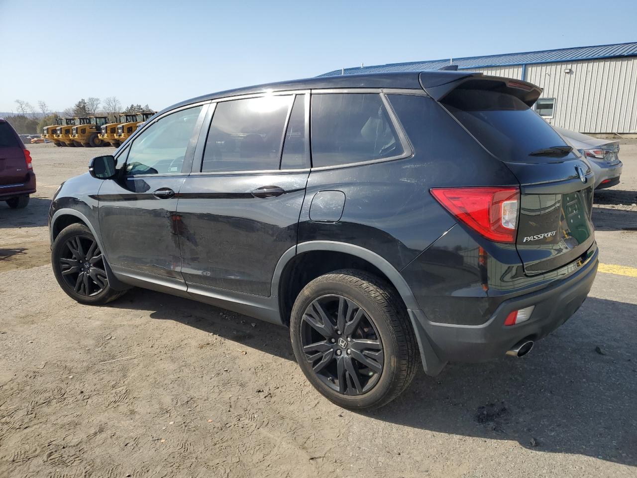 2020 Honda Passport VIN 5FNYF8H26LB016568 Copart auction photo, front end / side damage thumbnail 2