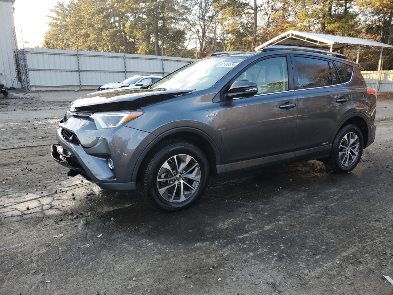 2018 Toyota RAV 4 VIN JTMRJREVXJD196035