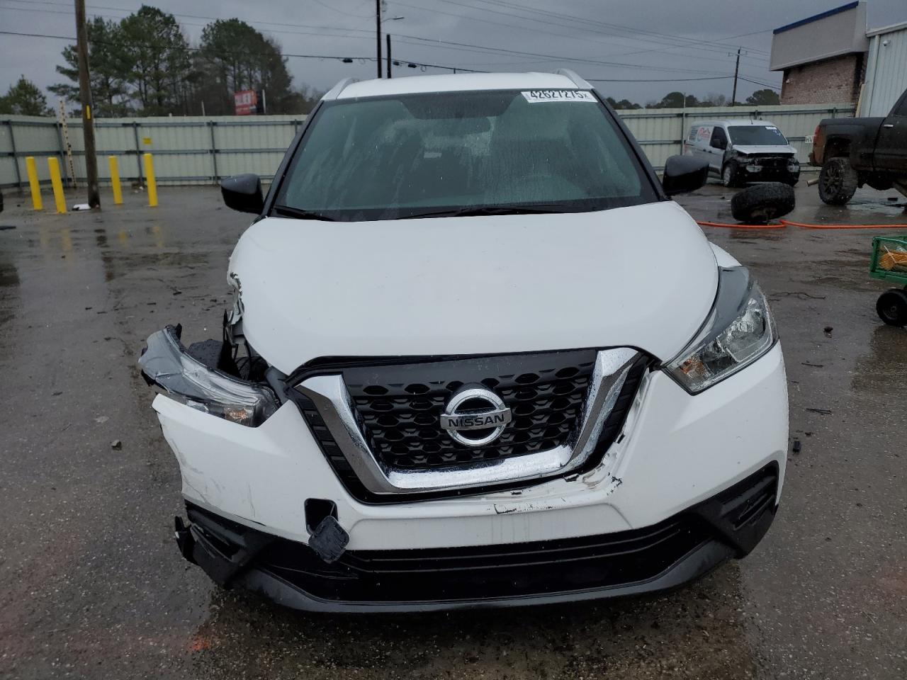 2019 Nissan Kicks VIN 3N1CP5CU0KL504142 Copart auction photo, front end damage thumbnail 5