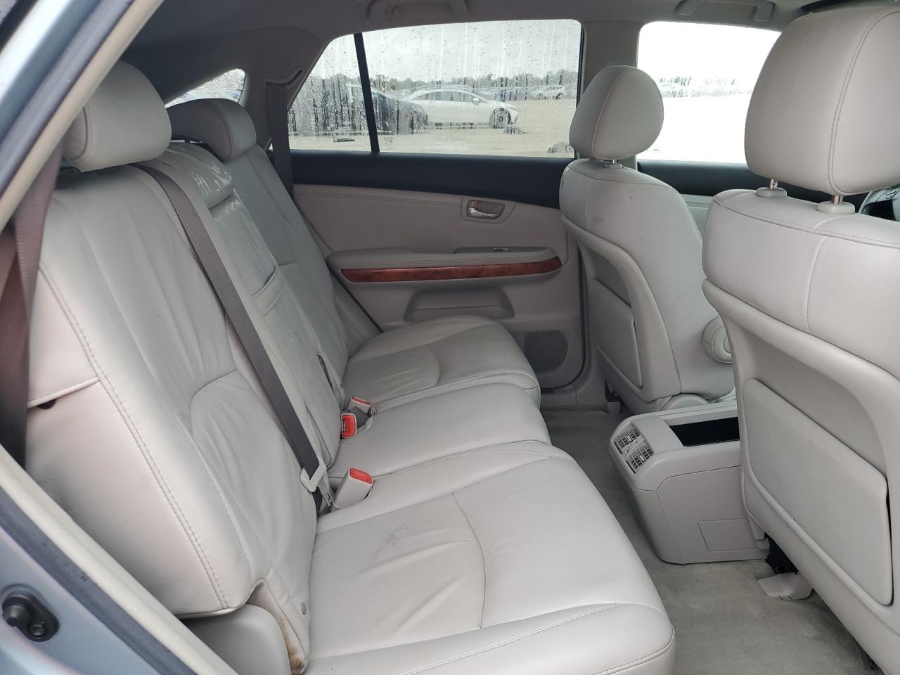 2008 Lexus RX VIN 2T2HK31U78C074013 Copart auction photo, water/flood / burn - interior damage thumbnail 11