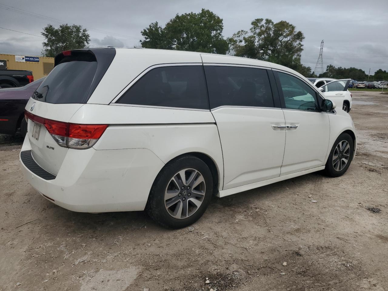 2016 Honda Odyssey VIN 5FNRL5H94GB005230 Copart auction photo, water/flood damage thumbnail 3