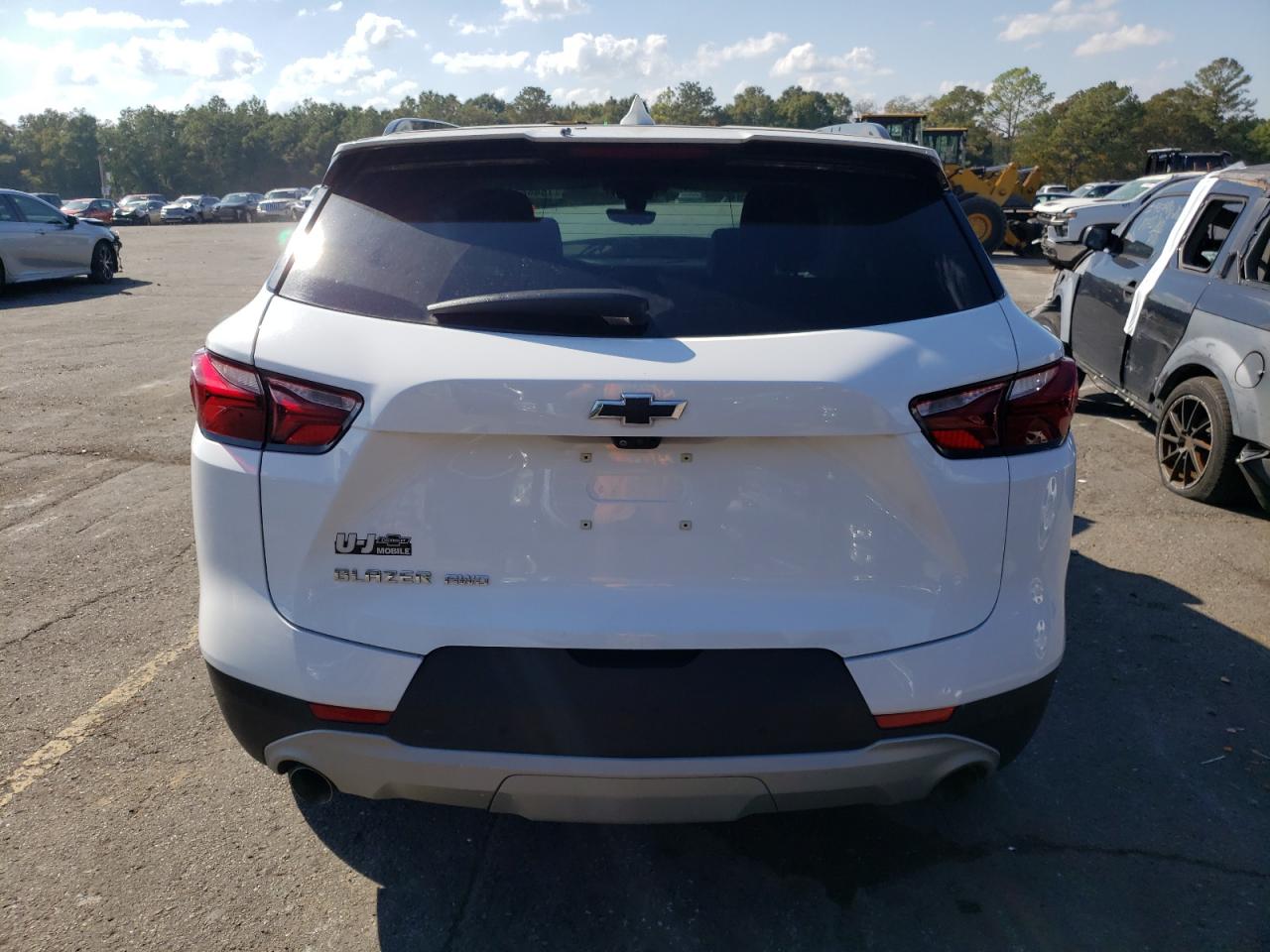2021 Chevrolet Blazer VIN 3GNKBJRS2MS519053 Copart auction photo, front end / side damage thumbnail 6