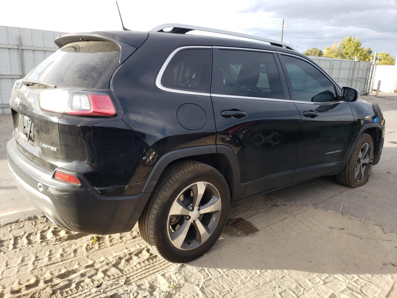 2019 Jeep Grand Cherokee VIN 1C4PJMDN7KD433528 Copart auction photo, side / front end damage thumbnail 3