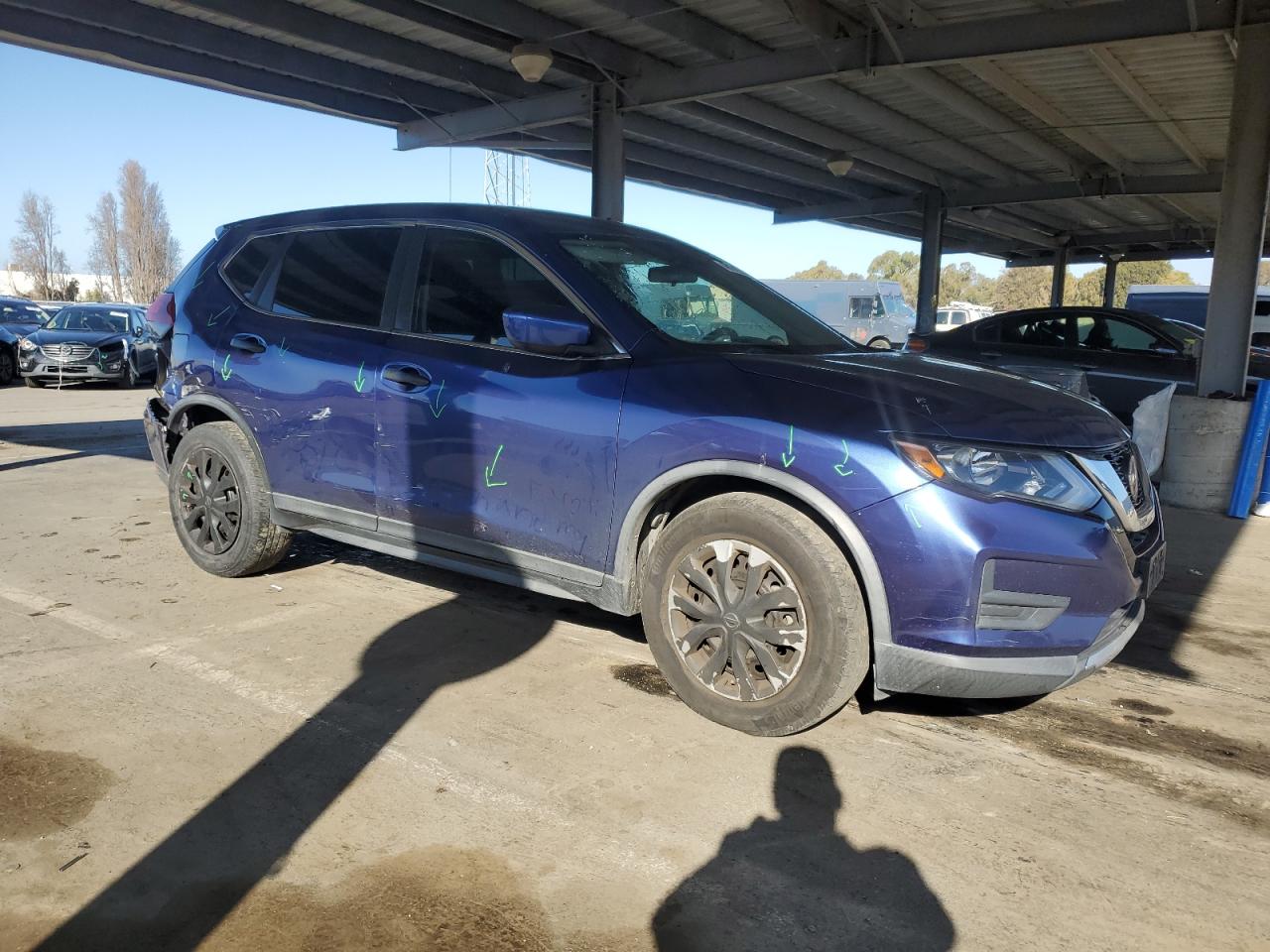 2018 Nissan Rogue VIN KNMAT2MTXJP538404 Copart auction photo, rear end / minor dent/scratches damage thumbnail 4
