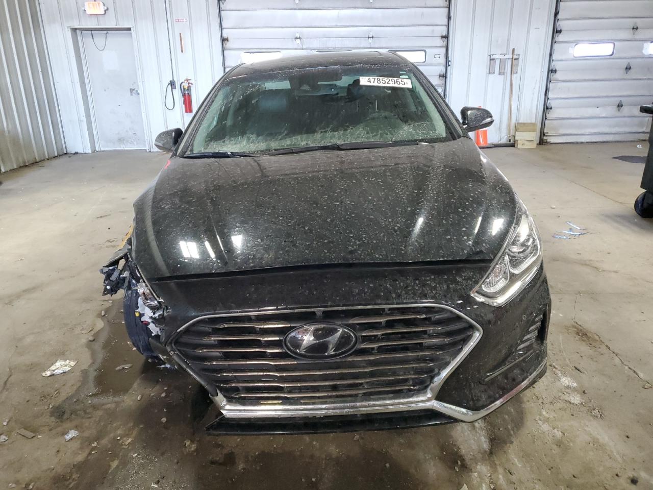 2018 Hyundai Sonata VIN 5NPE34AF0JH646392 Copart auction photo, vandalism / front end damage thumbnail 5