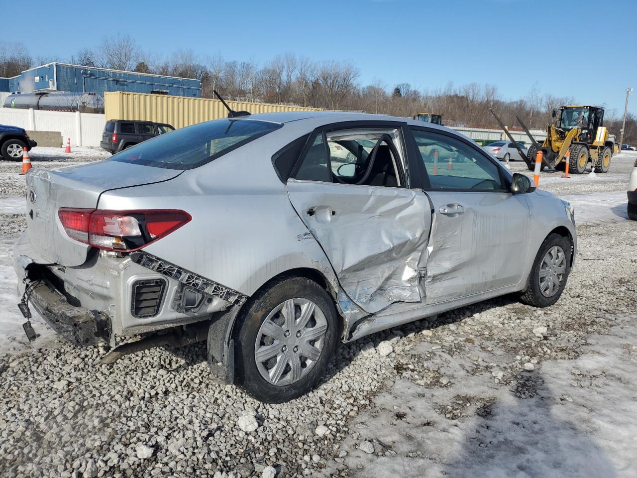 2021 KIA Rio VIN 3KPA24AD7ME403610 Copart auction photo, side / rear end damage thumbnail 3
