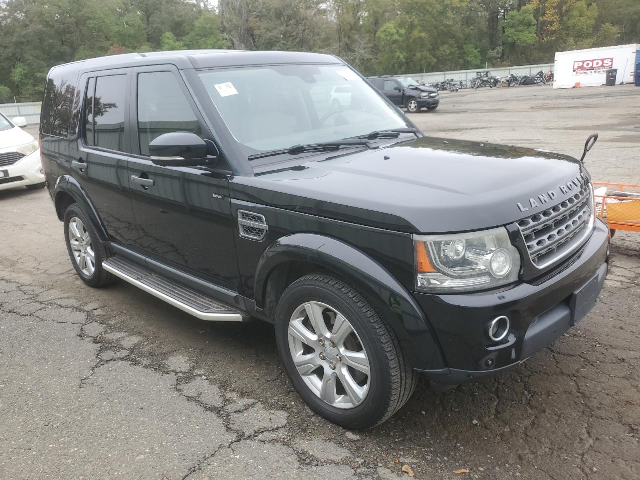2016 Land Rover LR4 VIN SALAG2V6XGA794950 Copart auction photo, normal wear / minor dent/scratches damage thumbnail 4