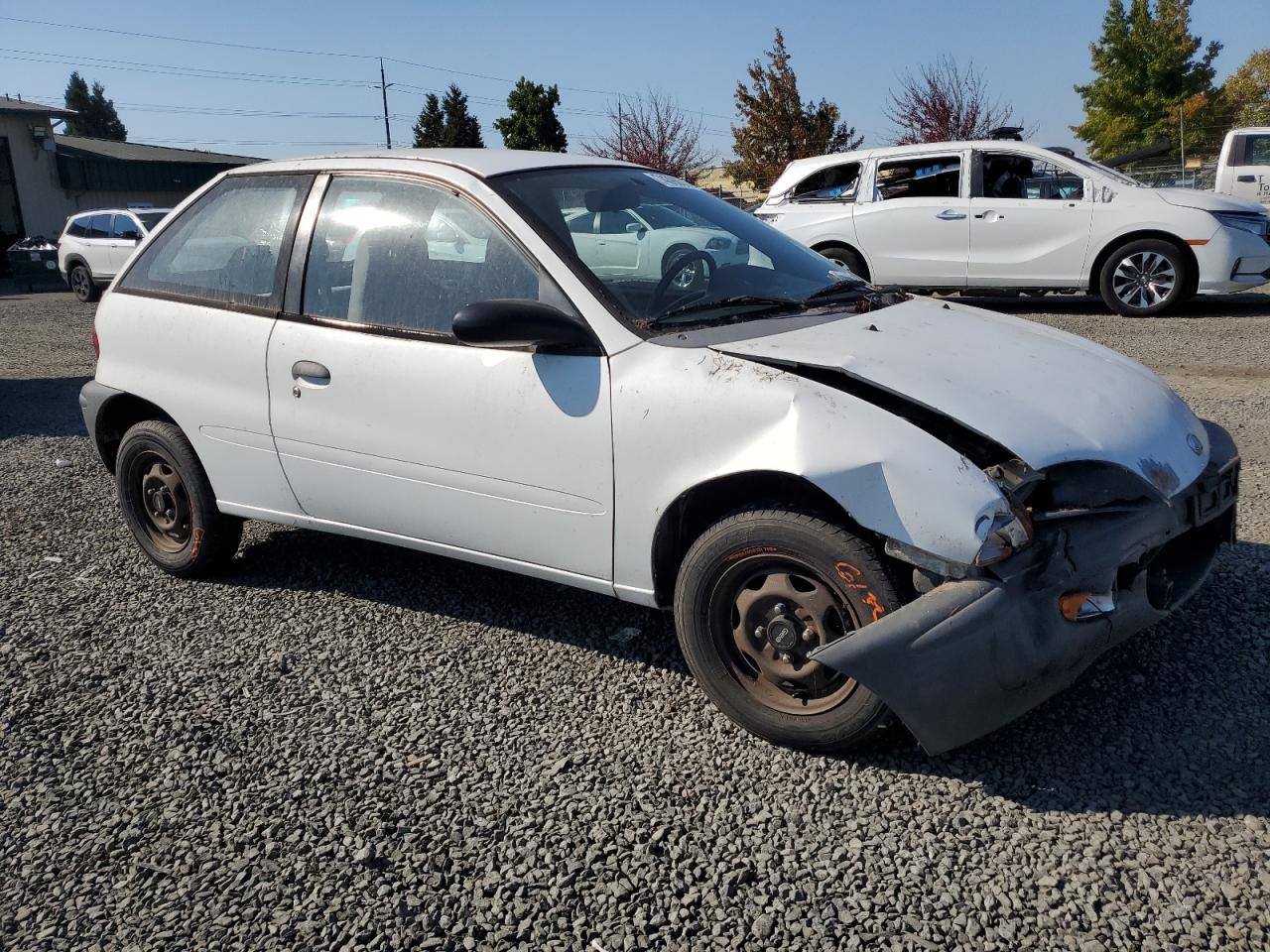 1997 GEO Metro VIN 2C1MR226XV6753048 Copart auction photo, front end damage thumbnail 4