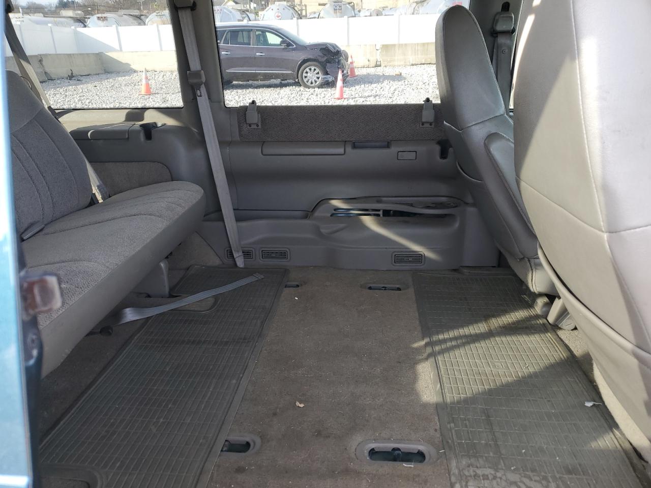 2002 Chevrolet Astro VIN 1GNDM19XX2B155603 Copart auction photo, front end / rear end damage thumbnail 11