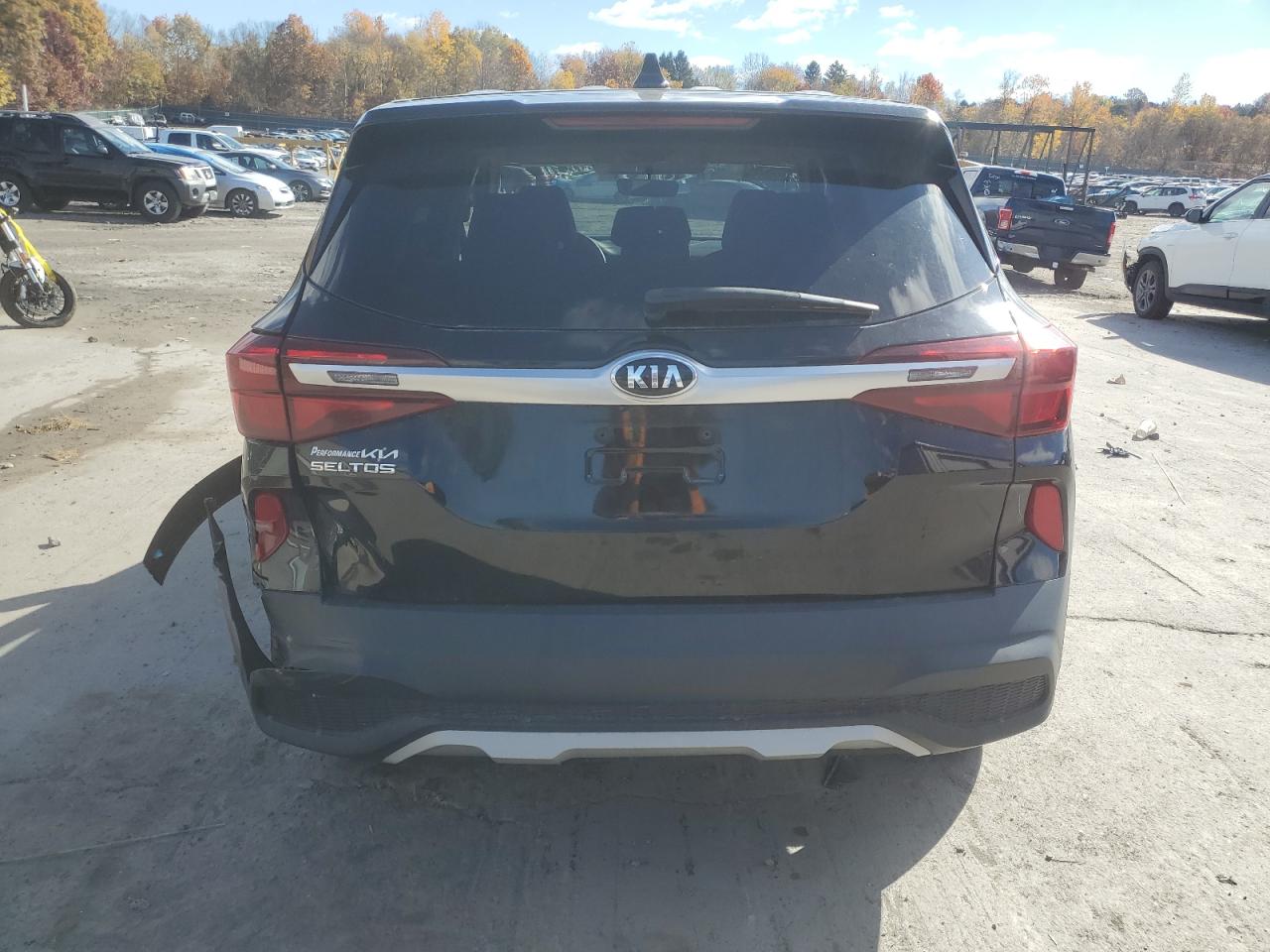 2021 KIA Seltos VIN KNDEPCAA6M7143283 Copart auction photo, front end / rear end damage thumbnail 6