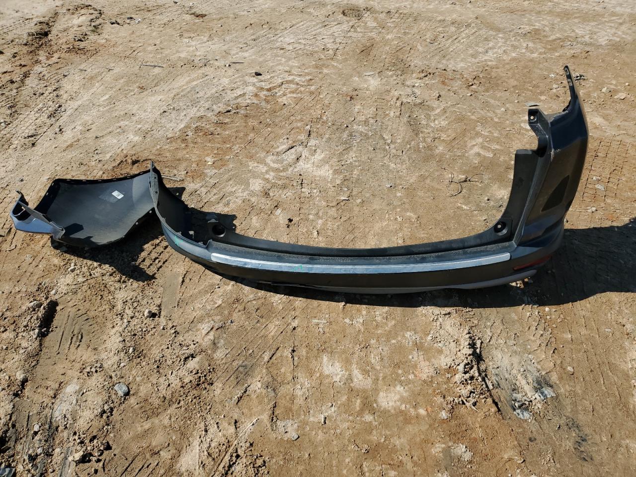 2017 Honda CR-V VIN 2HKRW1H80HH501958 Copart auction photo, rear end damage thumbnail 13