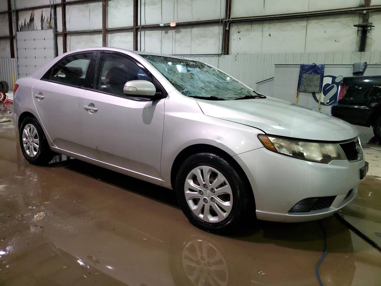 2010 KIA Forte VIN KNAFU4A21A5051210 Copart auction photo, top/roof / front end damage thumbnail 4