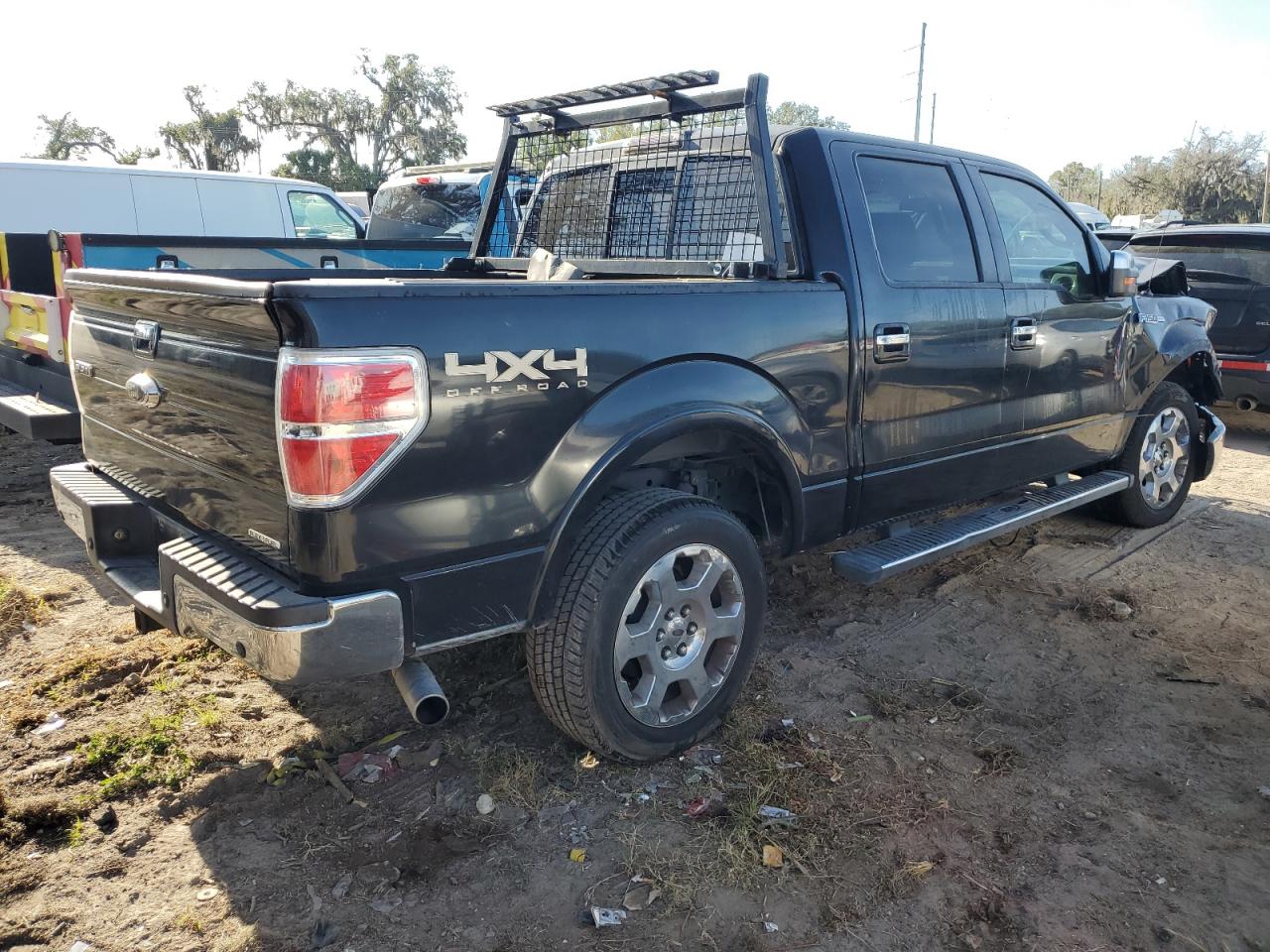 2012 Ford F-150 VIN 1FTFW1EF0CKE16084 Copart auction photo, front end / minor dent/scratches damage thumbnail 3