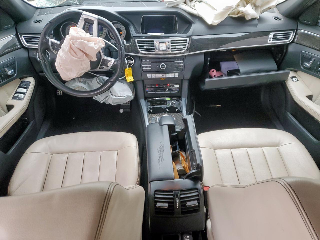 2016 Mercedes-Benz E-klasse VIN WDDHF8JB6GB221512 Copart auction photo, front end damage thumbnail 8