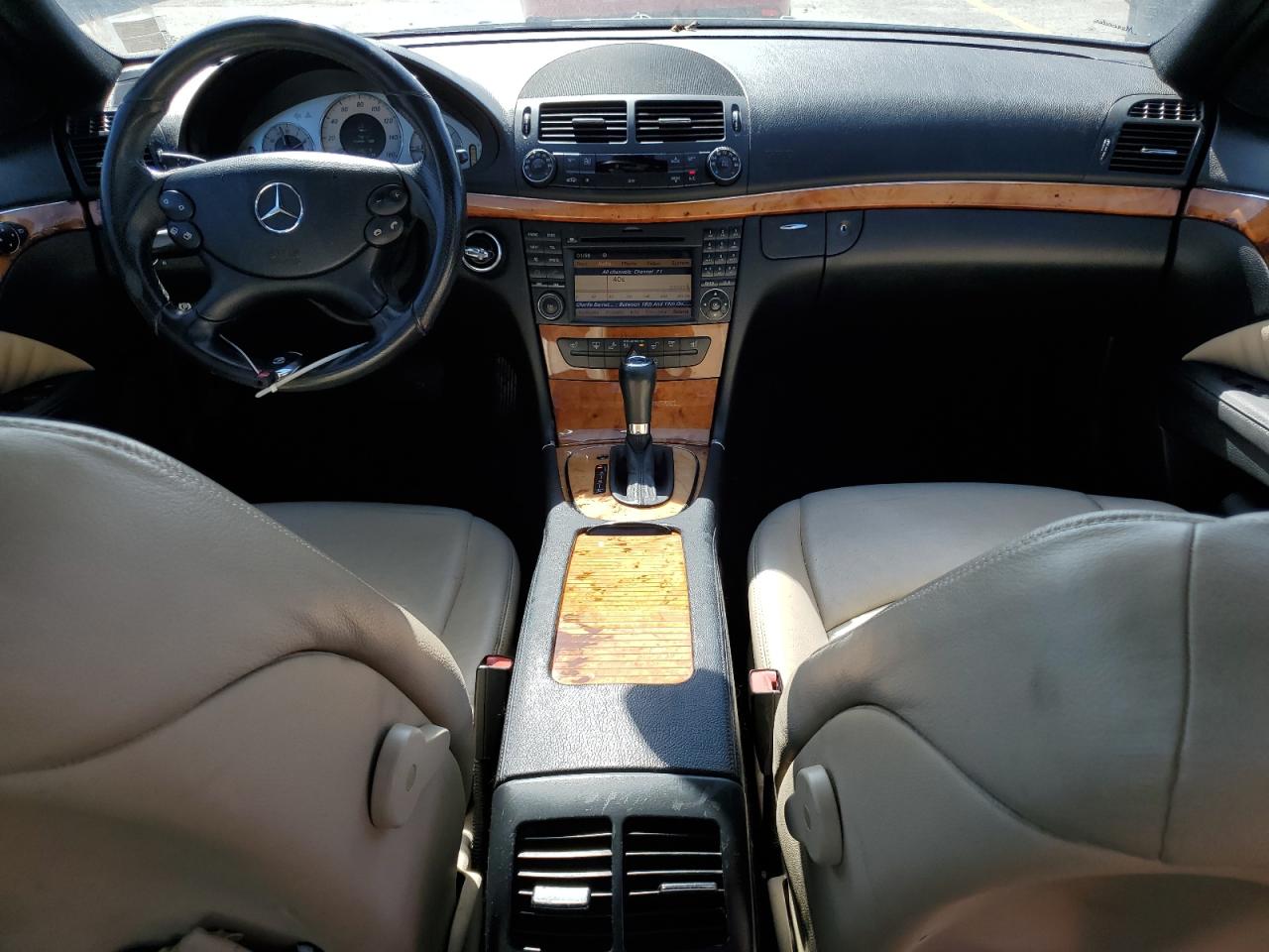 2009 Mercedes-Benz E-klasse VIN WDBUF87X49B412388 Copart auction photo, undercarriage damage thumbnail 8