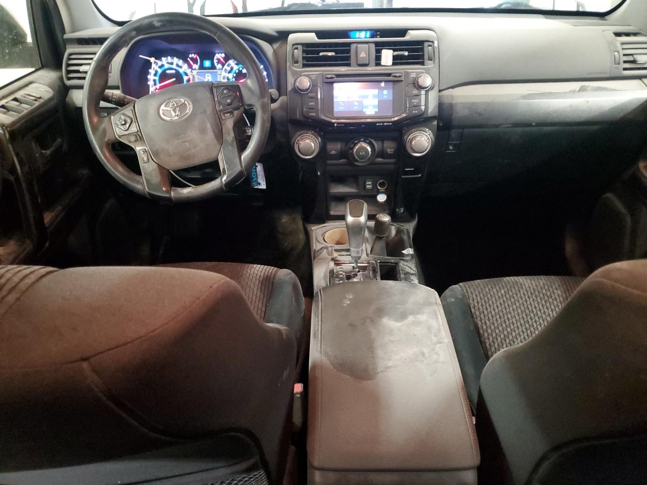 2019 Toyota 4Runner VIN JTEBU5JR9K5660059 Copart auction photo, front end / rear end damage thumbnail 8