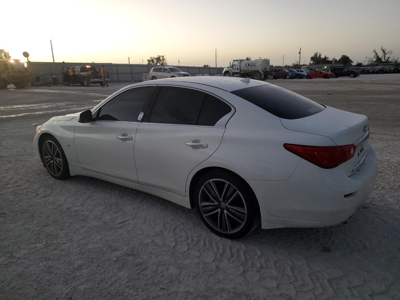 2015 Infiniti Q50 VIN JN1BV7AP6FM340224 Copart auction photo, water/flood damage thumbnail 2