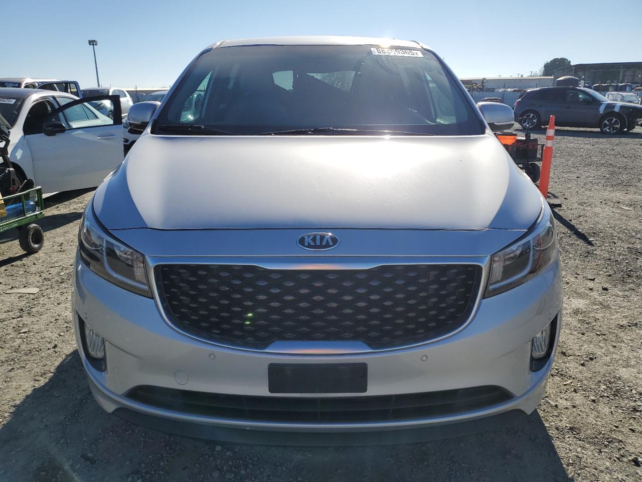 2018 KIA Sedona VIN KNDMC5C18J6388054 Copart auction photo, rear end damage thumbnail 5