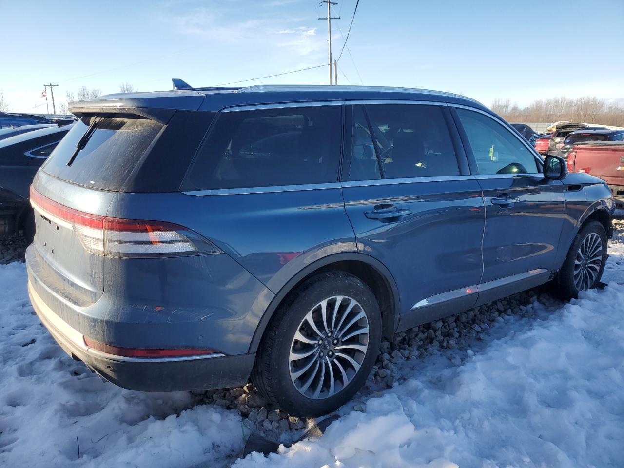 2020 Lincoln Aviator VIN 5LM5J7XC7LGL18763 Copart auction photo, front end damage thumbnail 3
