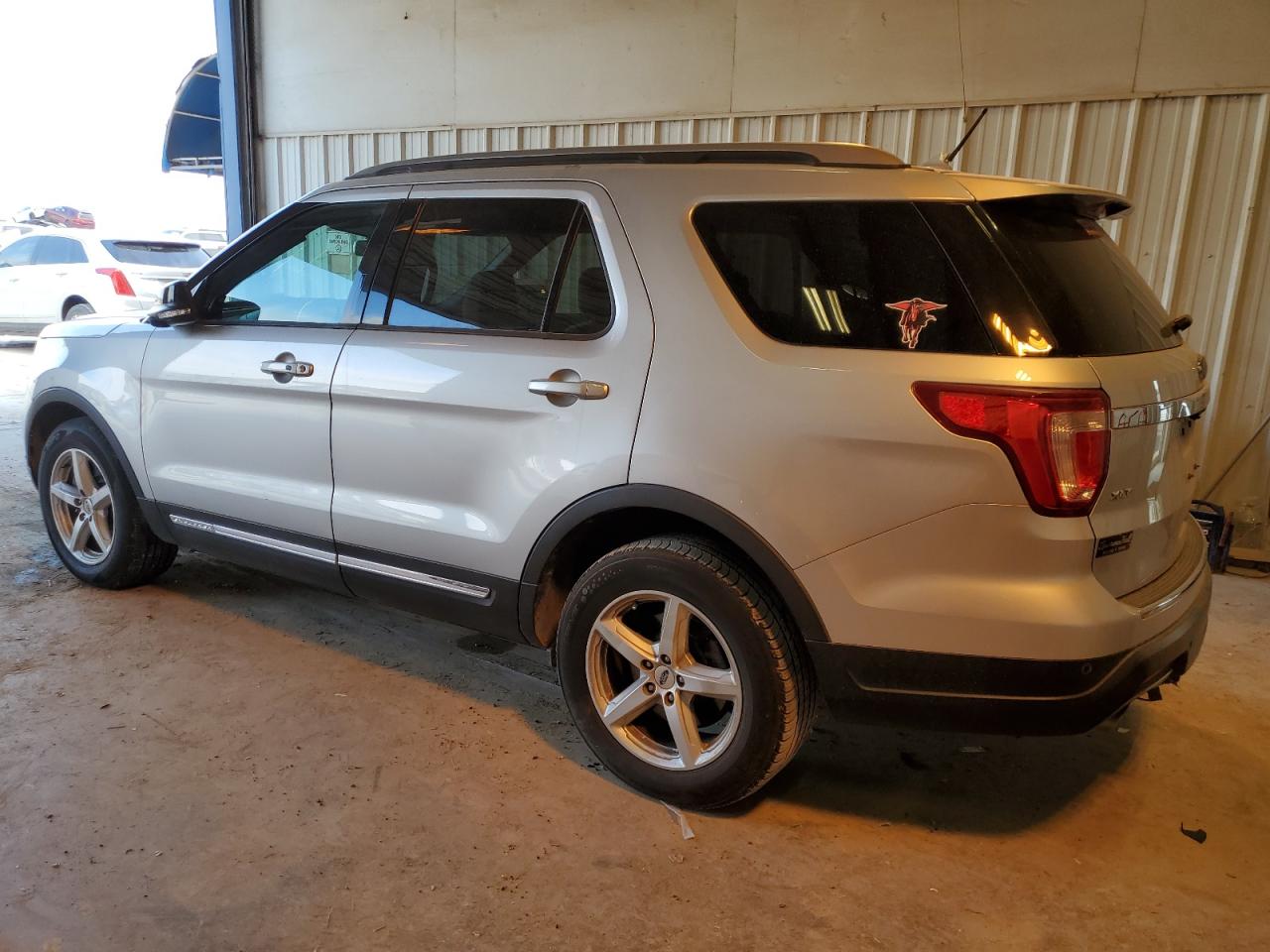2018 Ford Explorer VIN 1FM5K7D89JGC64279 Copart auction photo, front end / top/roof damage thumbnail 2
