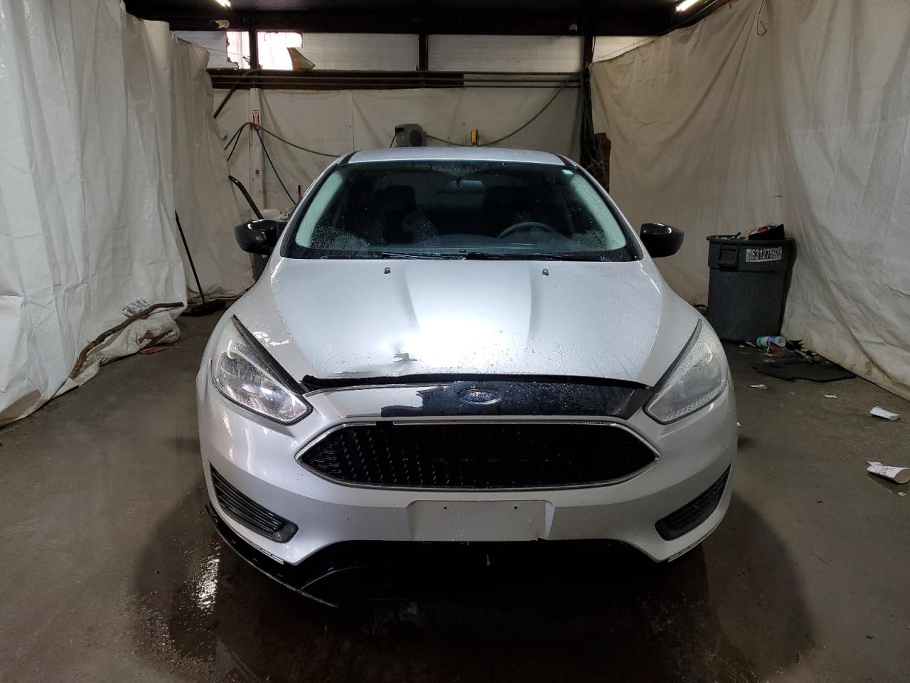 2018 Ford Focus VIN 1FADP3E22JL258289 Copart auction photo, front end / rear end damage thumbnail 5