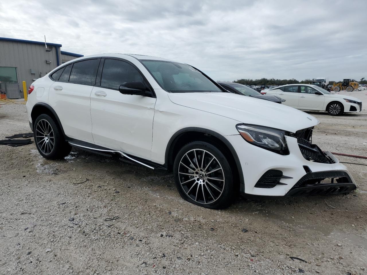 2019 Mercedes-Benz GLC VIN WDC0J4KB6KF516750 Copart auction photo, front end / side damage thumbnail 4