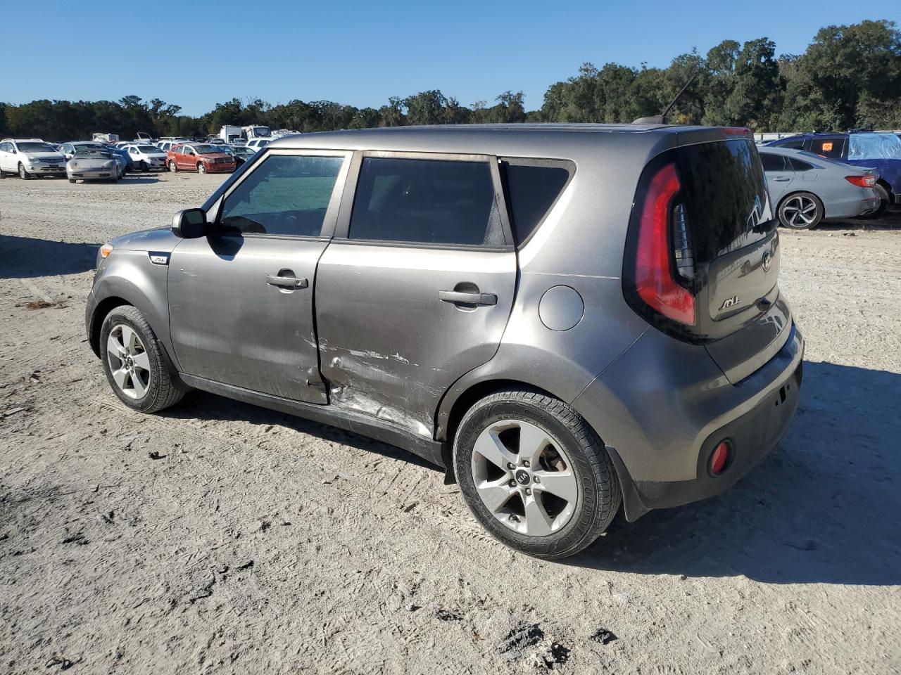 2018 KIA Soul VIN KNDJN2A26J7590134 Copart auction photo, side / minor dent/scratches damage thumbnail 2