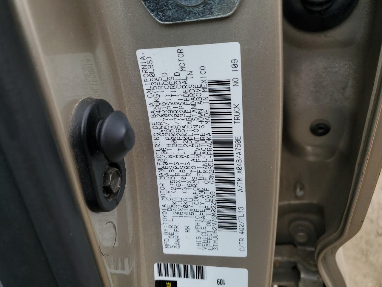 2006 Toyota Tacoma VIN 3TMJU62N76M022569 Copart auction photo, front end damage thumbnail 13