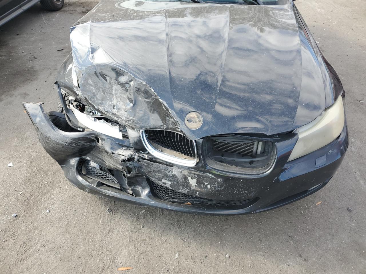 2011 BMW 3er VIN WBAPK5C59BA995286 Copart auction photo, front end damage thumbnail 12