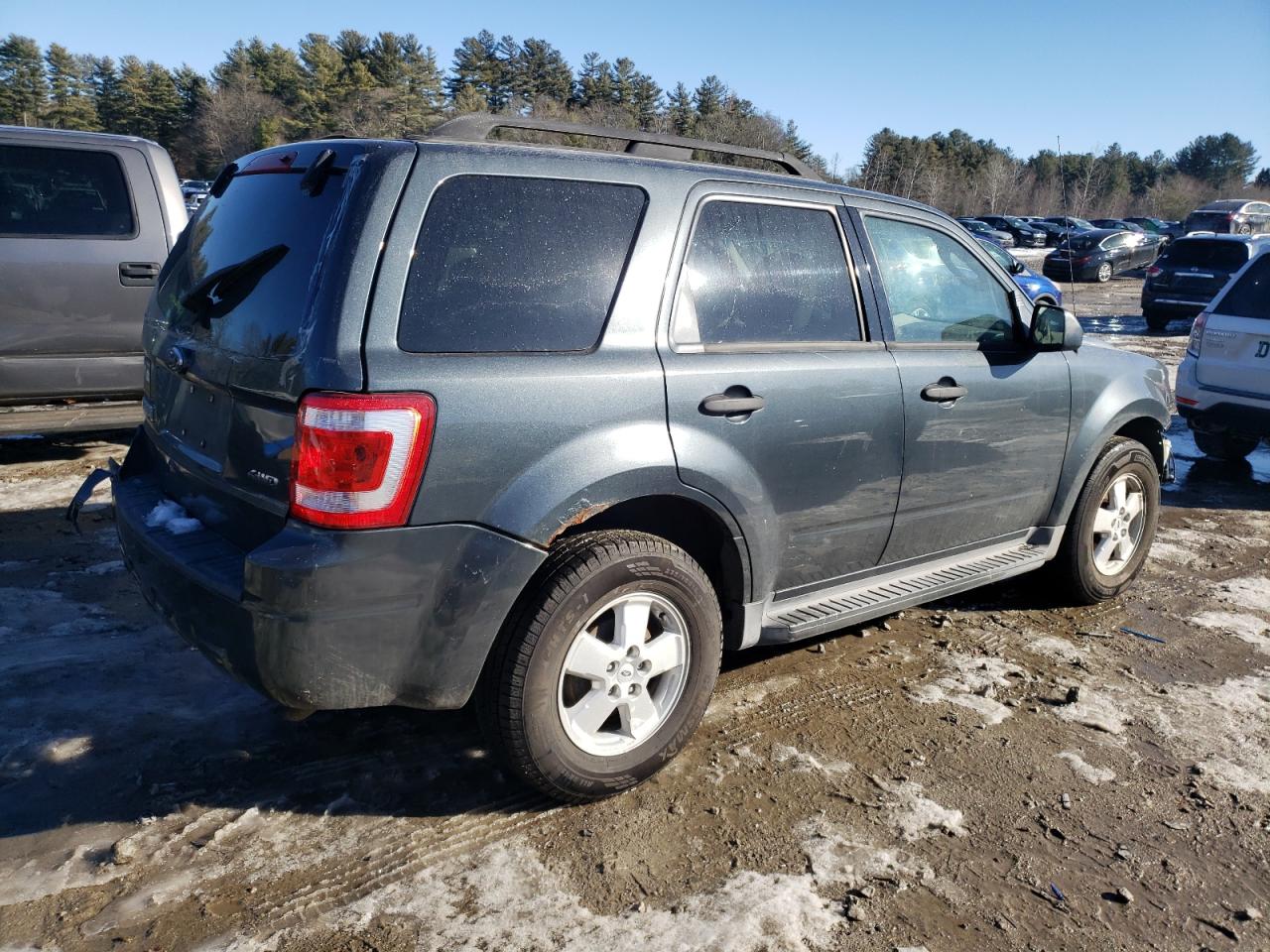 2009 Ford Escape VIN 1FMCU93G19KD04806 Copart auction photo, front end / rear end damage thumbnail 3